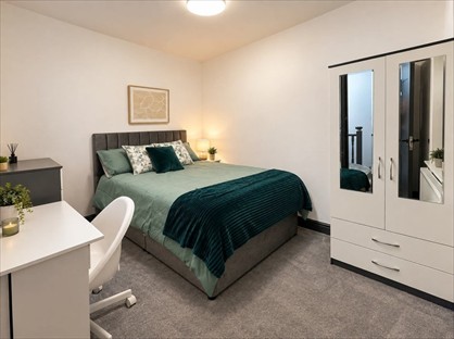 Room in a Shared House, Guildford Road, M19