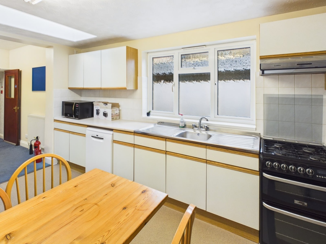 Room in a Shared House, Divinity Road, OX4 photo 3