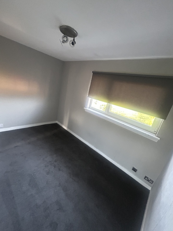 2 Bed Terraced House, Hogarth Crescent, G32 photo 5