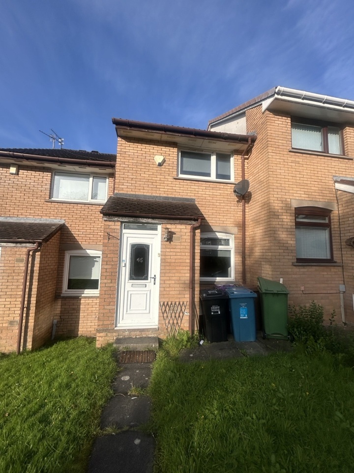2 Bed Terraced House, Hogarth Crescent, G32