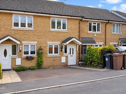 2 Bed Terraced House, Oakdale Gardens, E4