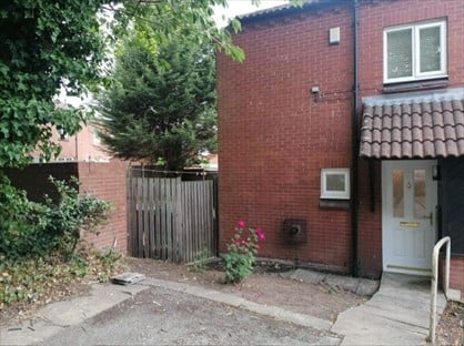 3 Bed Semi-Detached House, Randall Place, S2