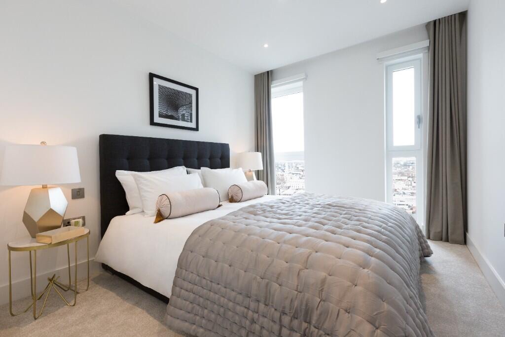 3 Bed Flat, Wiverton Tower, E1 photo 4