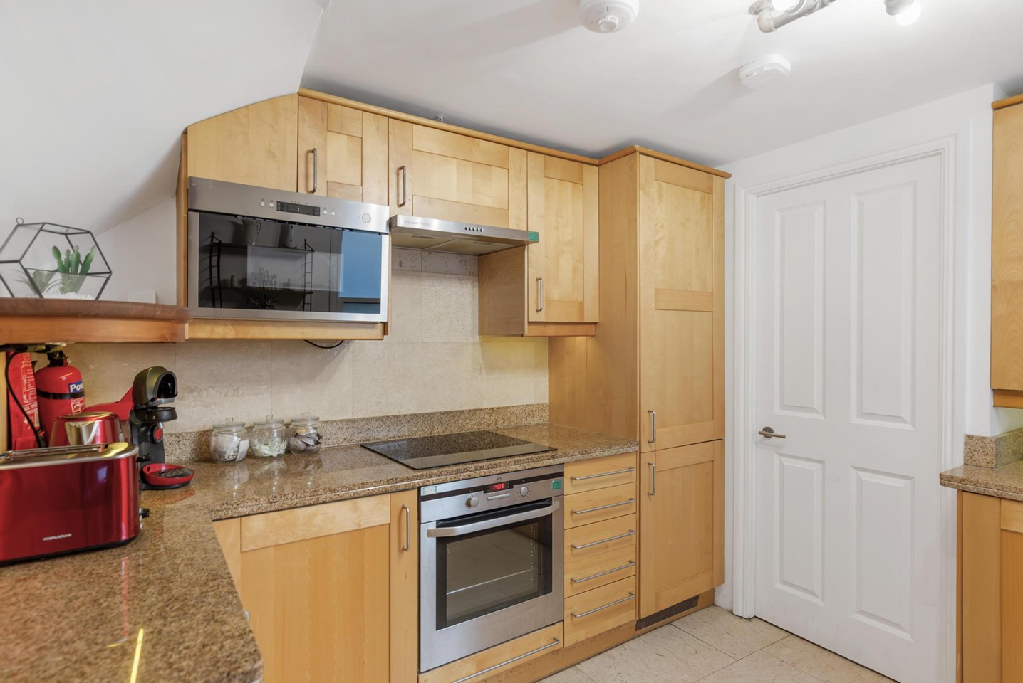 2 Bed Flat, Lyndhurst Grove, SE15 photo 5