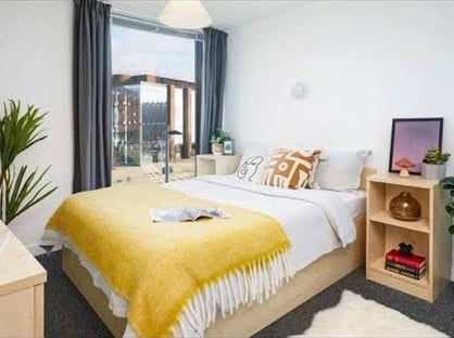Room in a Shared House, Aston St, B4