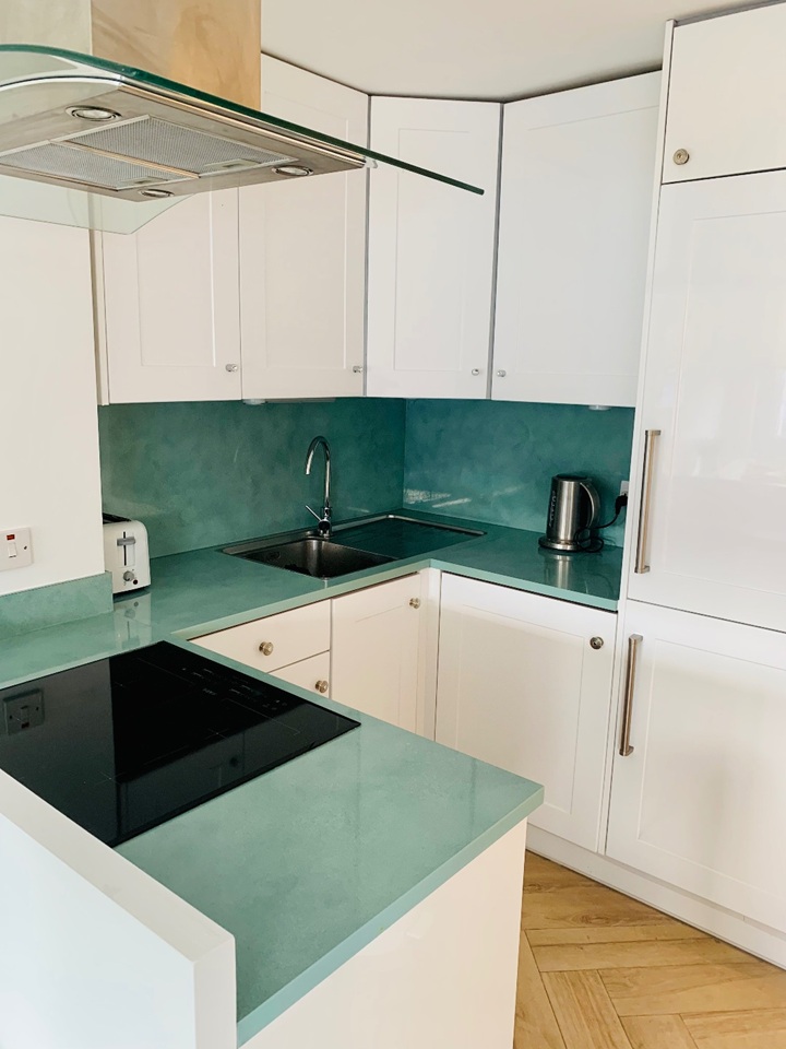1 Bed Flat, Radford House, W2 photo 3