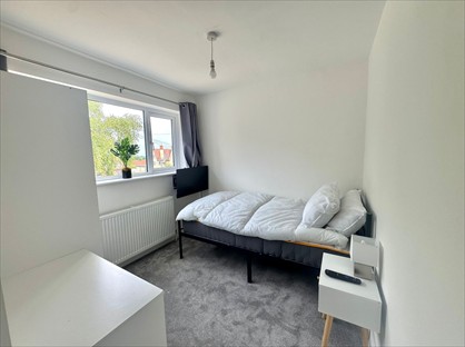 1 bed room for rent in Room in a Shared House, Barrowby Road, NG31
