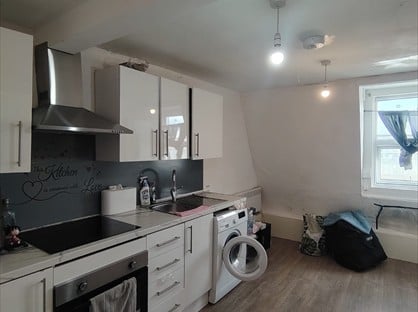 2 Bed Flat, Lewisham Way, SE14