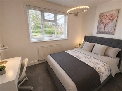 Room in a Shared House, Southlea Road, M20