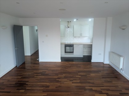 3 Bed Flat, Thamewalk, SE28