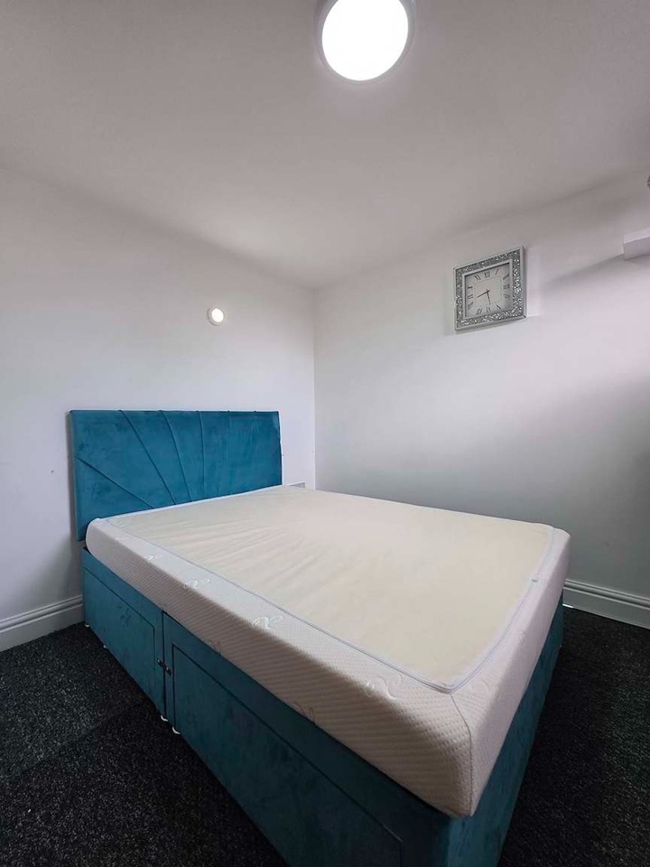 1 Bed Flat, Monthermer Road, CF24 photo 5