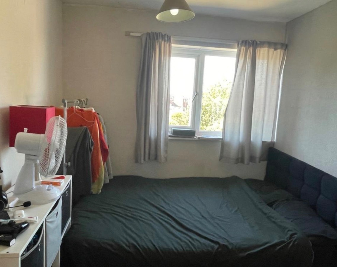 3 Bed Terraced House, Baslow Close, B33 photo 5