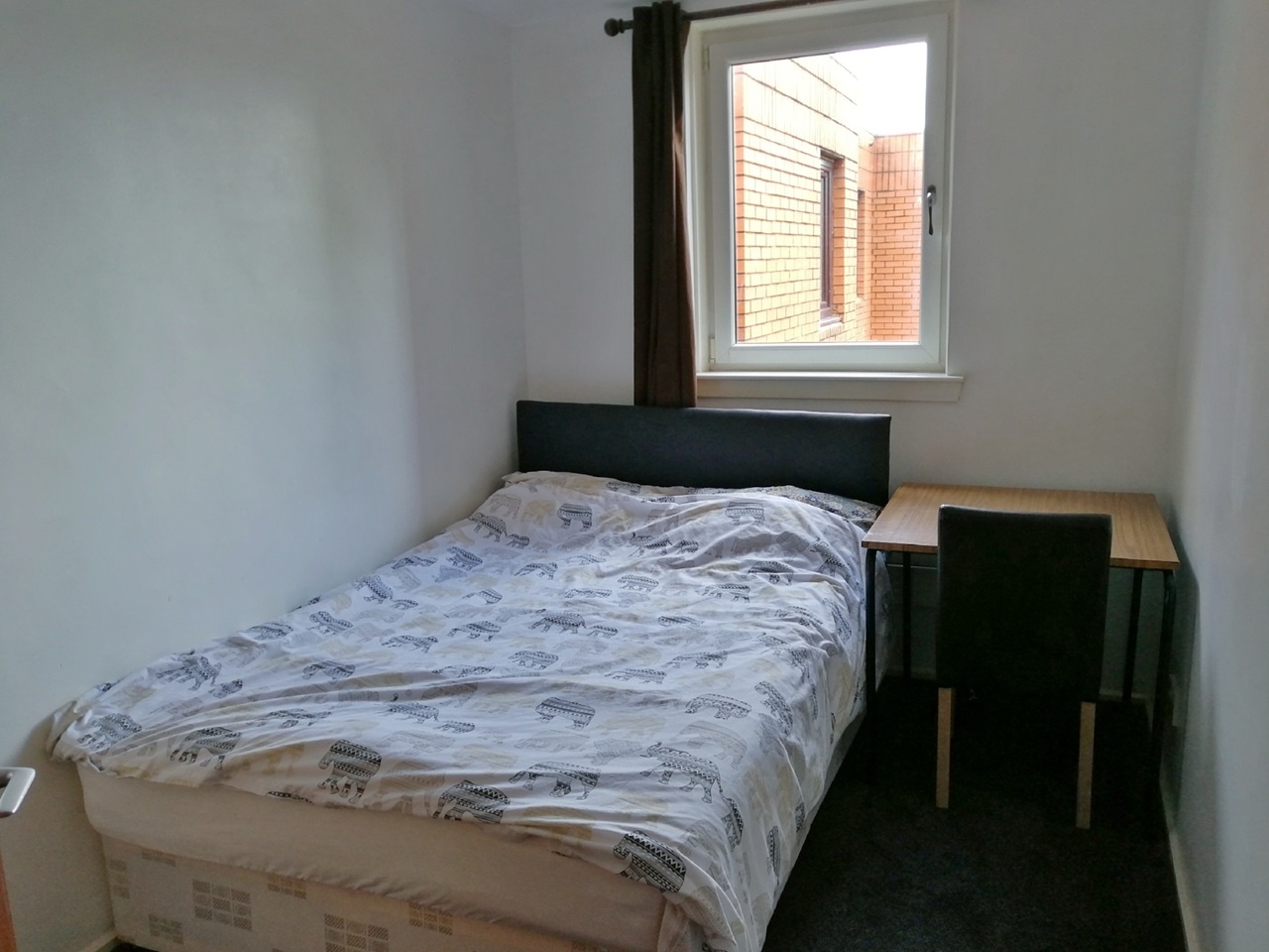 3 Bed Flat, New City Road, G4 photo 3