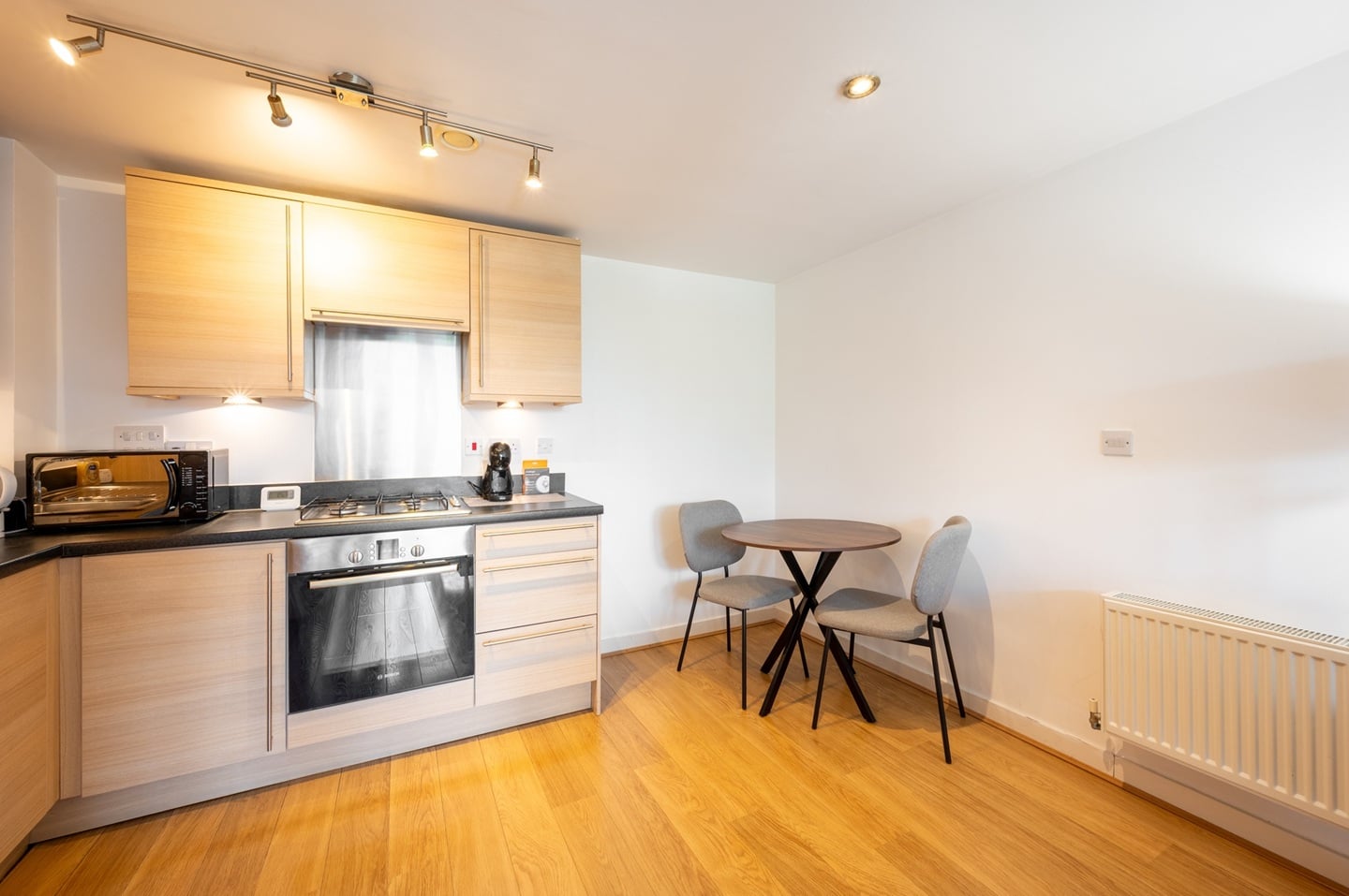 1 Bed Flat, Shepperton Road, N1 photo 2