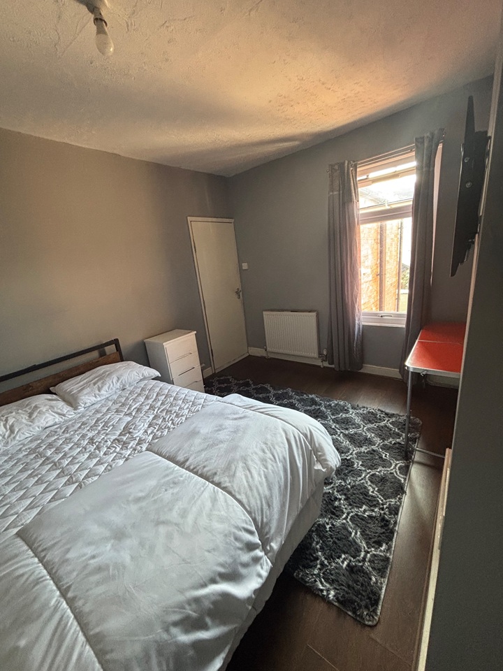 Room in a Shared House, Harewood Street, LE5