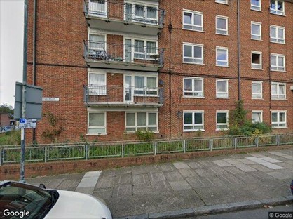 2 Bed Flat, Glyndon Road, SE18
