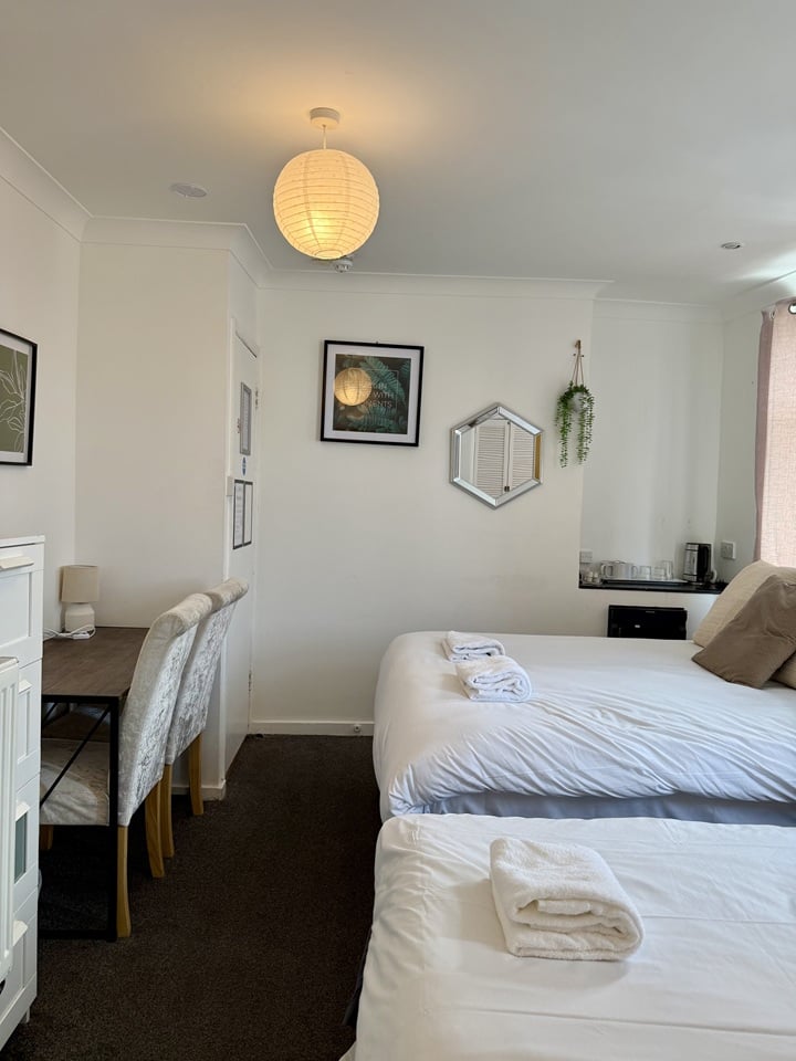 Studio Flat, Charlotte St, BN2 photo 3