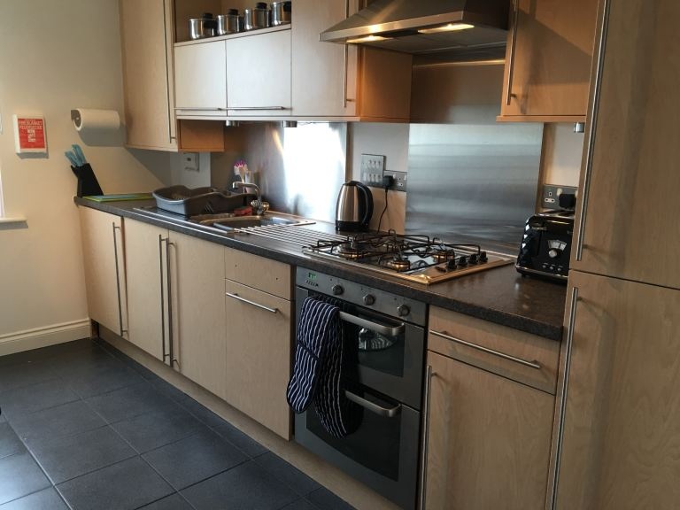 4 Bed Penthouse, Minerva Way, G3 photo 4
