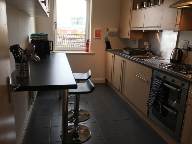 4 Bed Penthouse, Minerva Way, G3 photo 5
