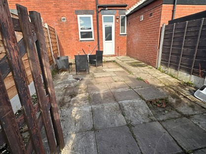 2 Bed Terraced House, Abbey Crescent, OL10