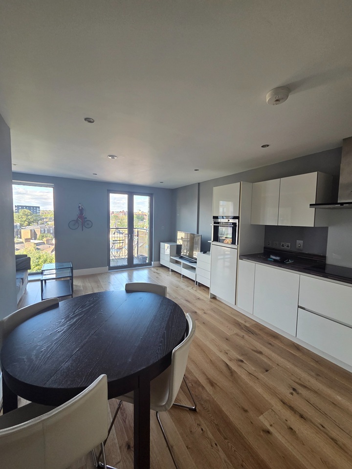 1 Bed Flat, Camden Road, NW1