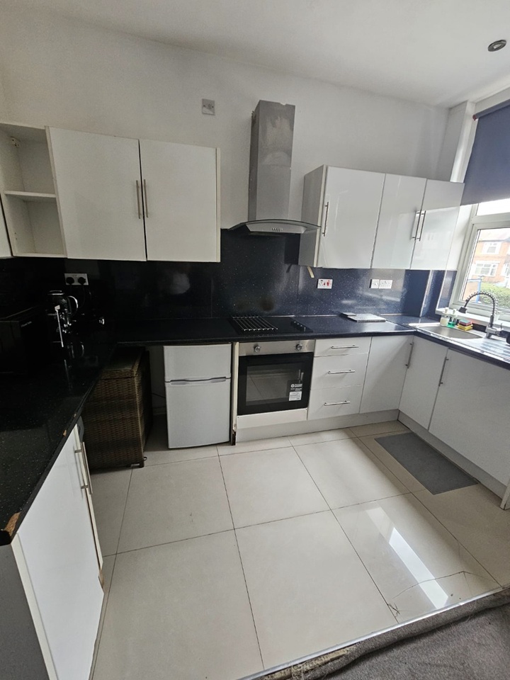 1 Bed Flat, Aylestone Road, LE2 photo 2
