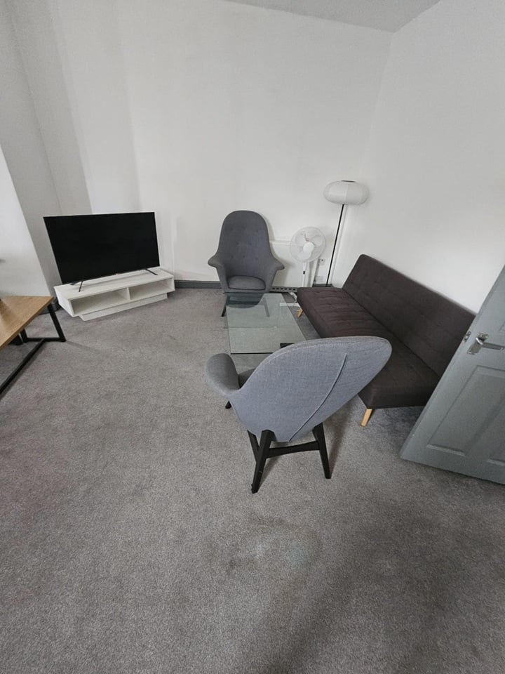1 Bed Flat, Aylestone Road, LE2 photo 3