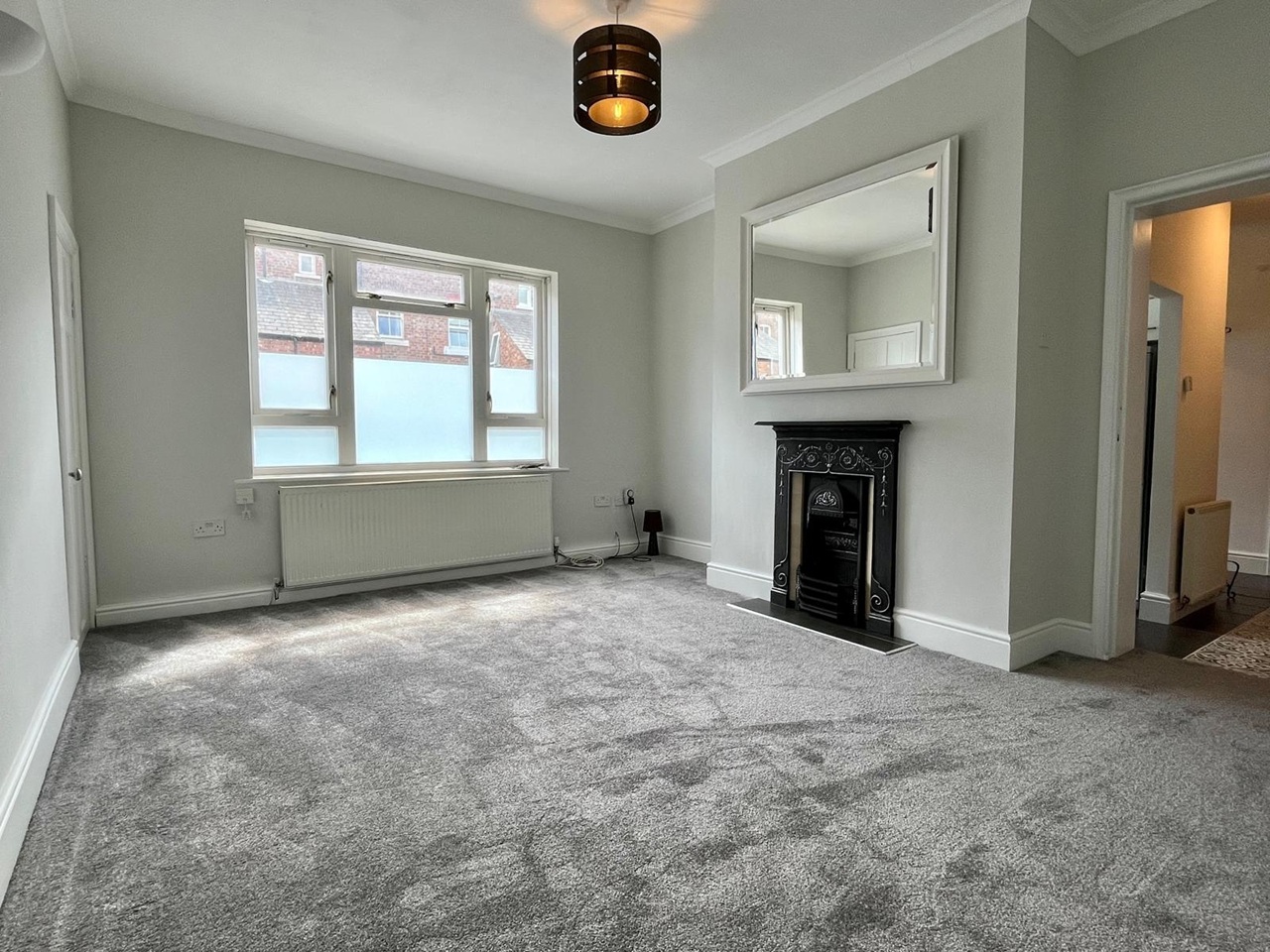 2 Bed Flat, Anita St, M4 photo 2