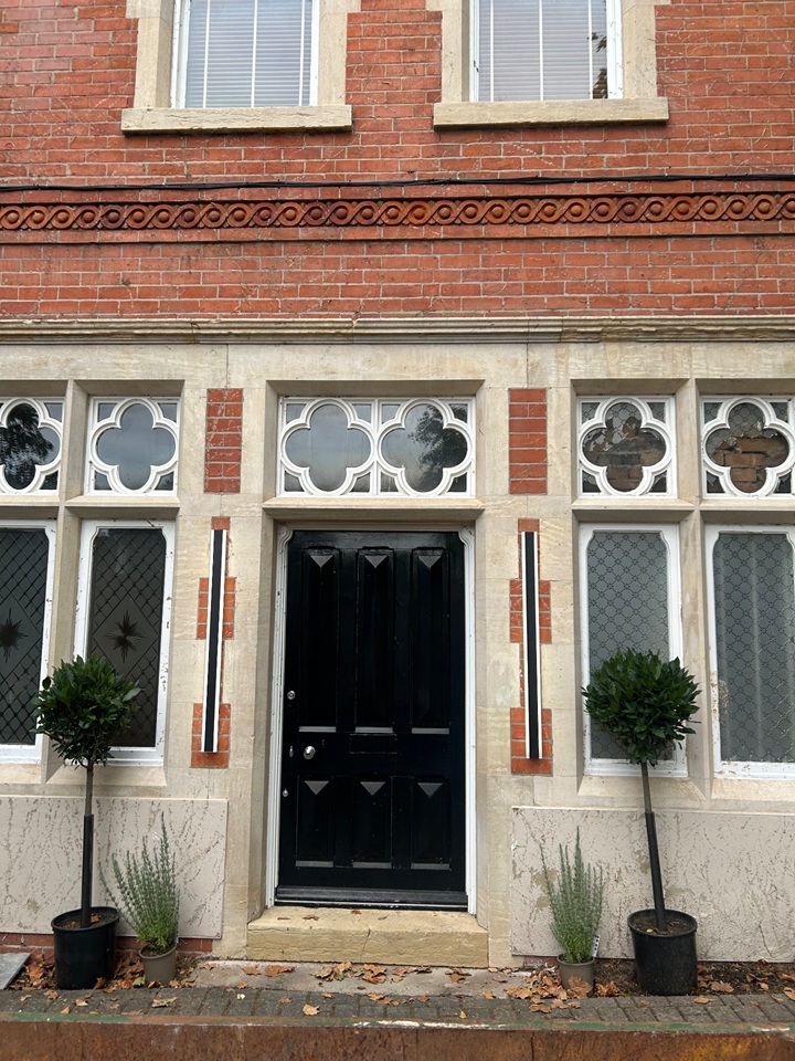 2 Bed Flat, Lenton Road, NG7 photo 3