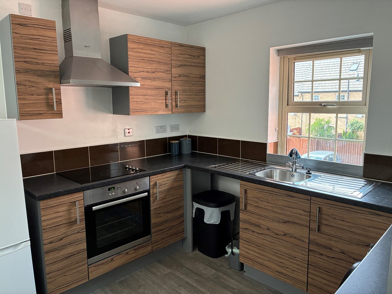 2 Bed Flat, Baseball Drive, DE23 photo 2