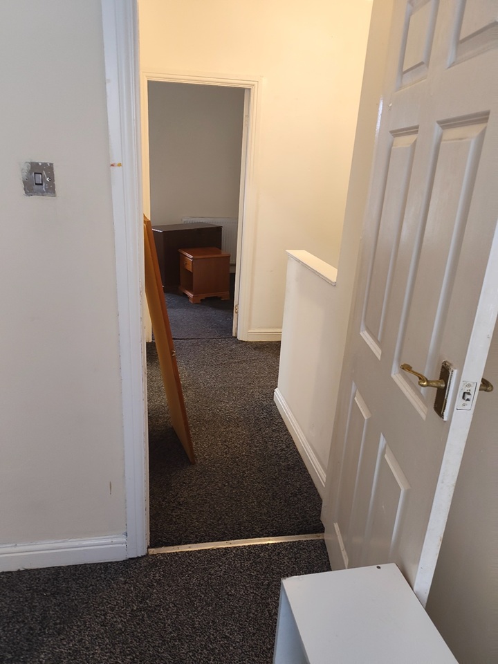 2 Bed Terraced House, Bunyard St, M8 photo 2