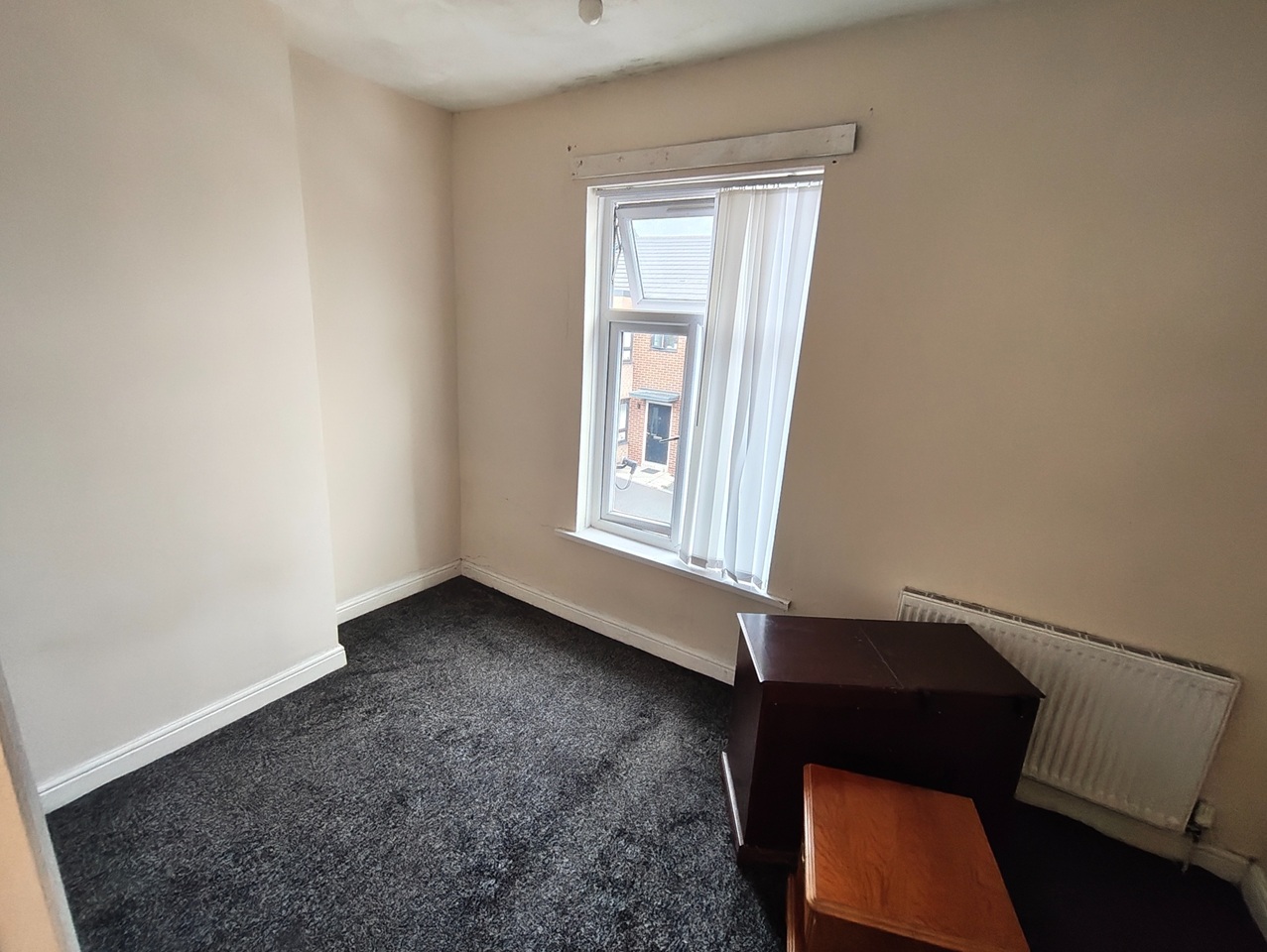 2 Bed Terraced House, Bunyard St, M8 photo 4