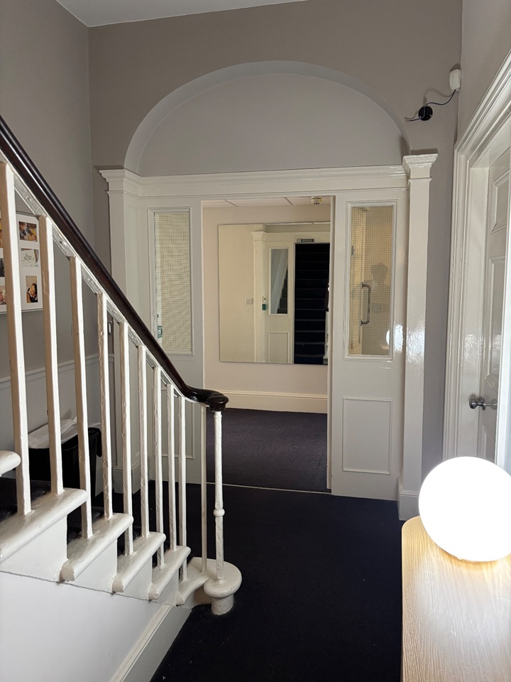 2 Bed Flat, Great George Street, BS1 photo 5
