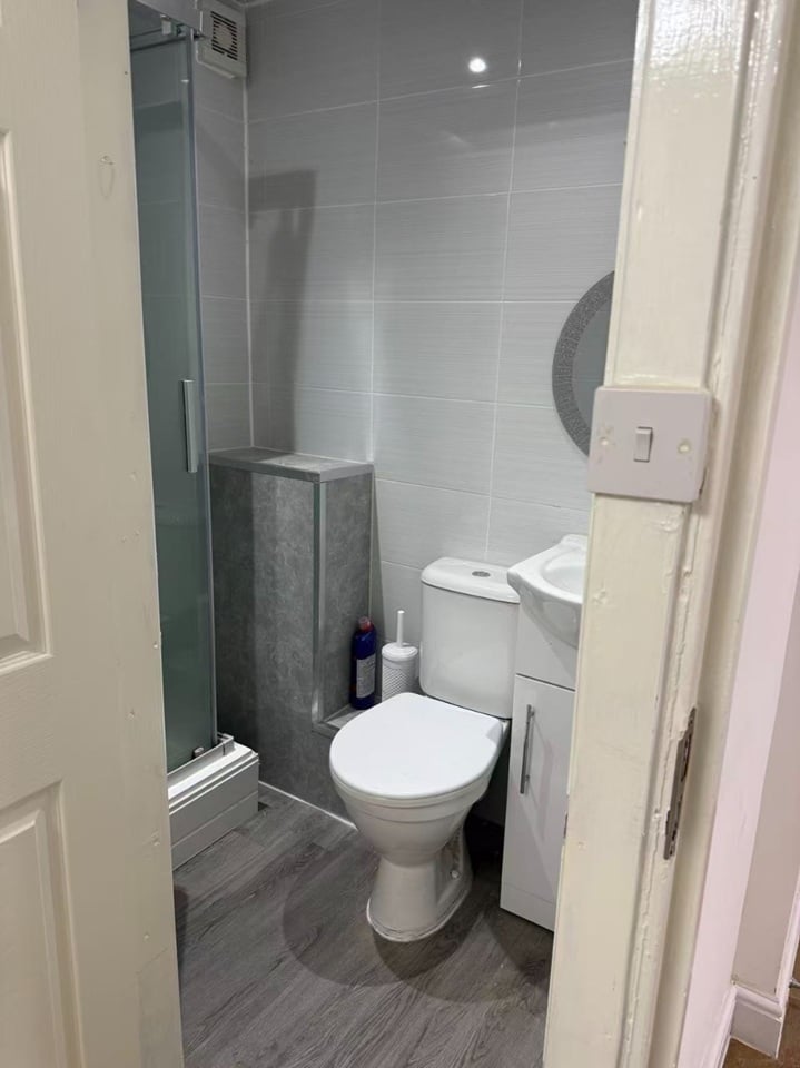 Room in a Shared Flat, Granby Row, M1 photo 4