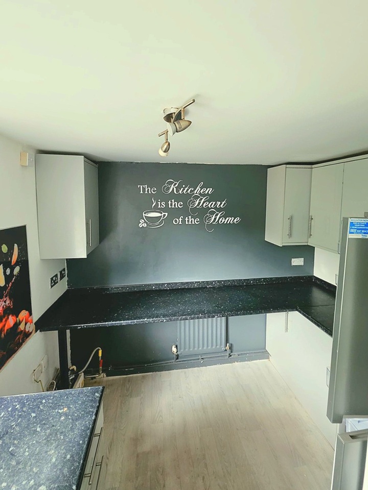 1 Bed Flat, Ringstead Drive, M40 photo 2
