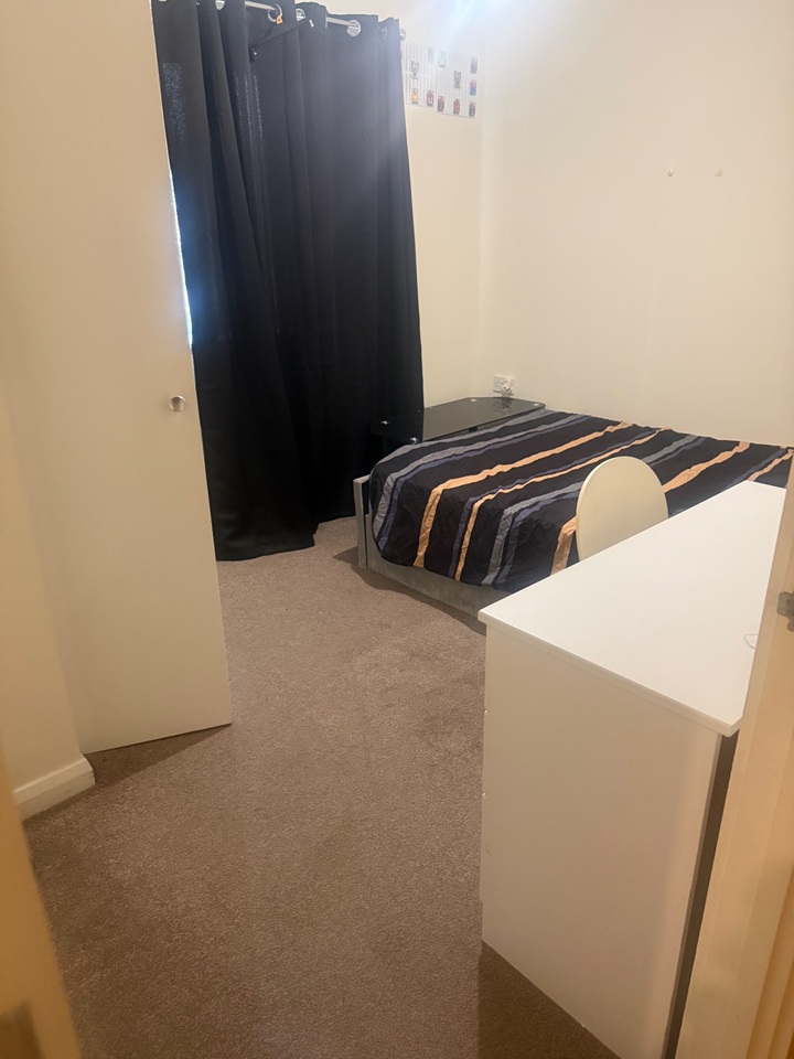 Room in a Shared Flat, Fornham St, S2 photo 3
