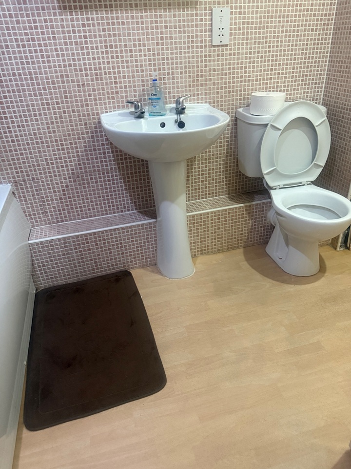 Room in a Shared Flat, Fornham St, S2 photo 4