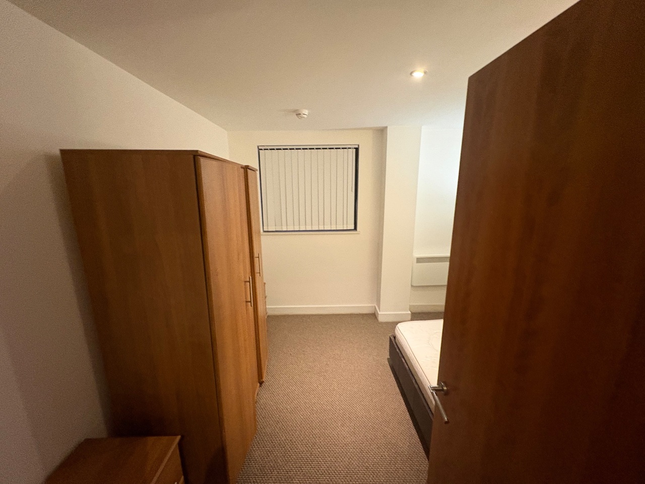 2 Bed Flat, Block D, M4 photo 2