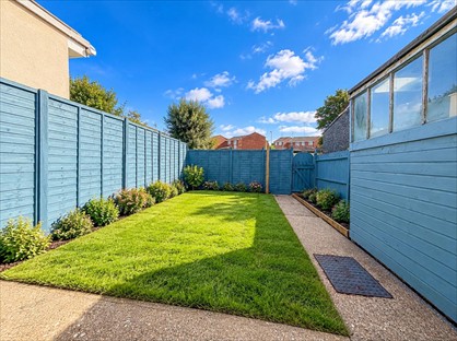 2 Bed Terraced House, Copperfield, IG7