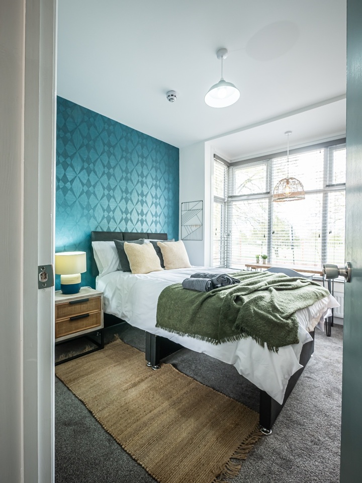 Room in a Shared House, High St, B66