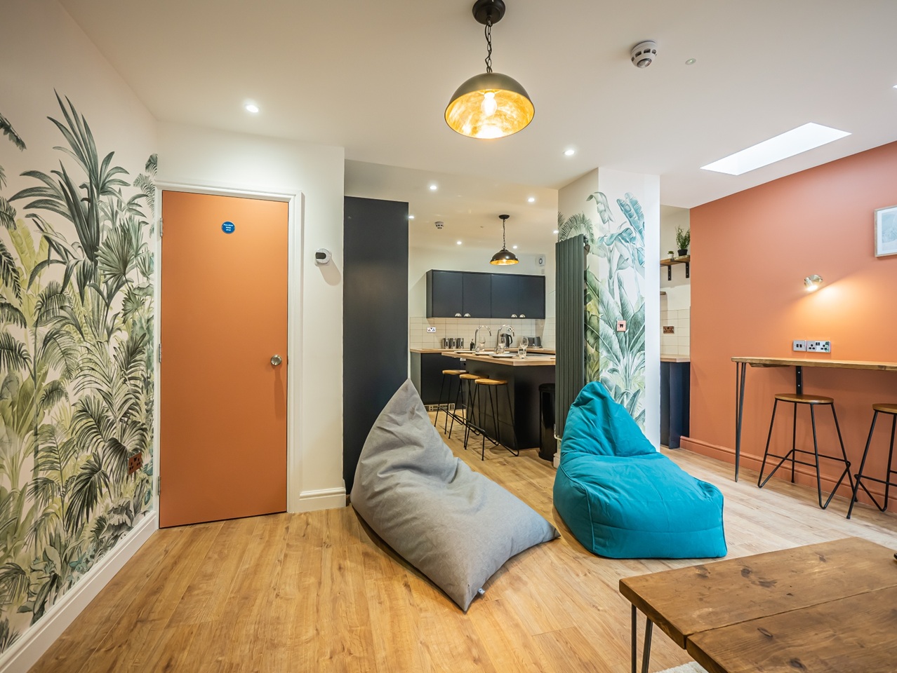 Room in a Shared House, High St, B66 photo 2