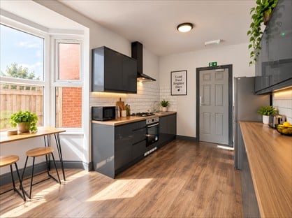 Room in a Shared House, Edward Road, B12