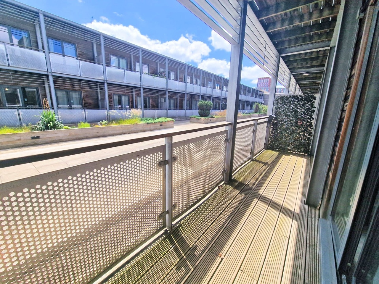 1 Bed Flat, The Arcadian, B5 photo 5