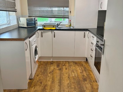5 Bed Semi-Detached House, Ordnance Terrace, ME4