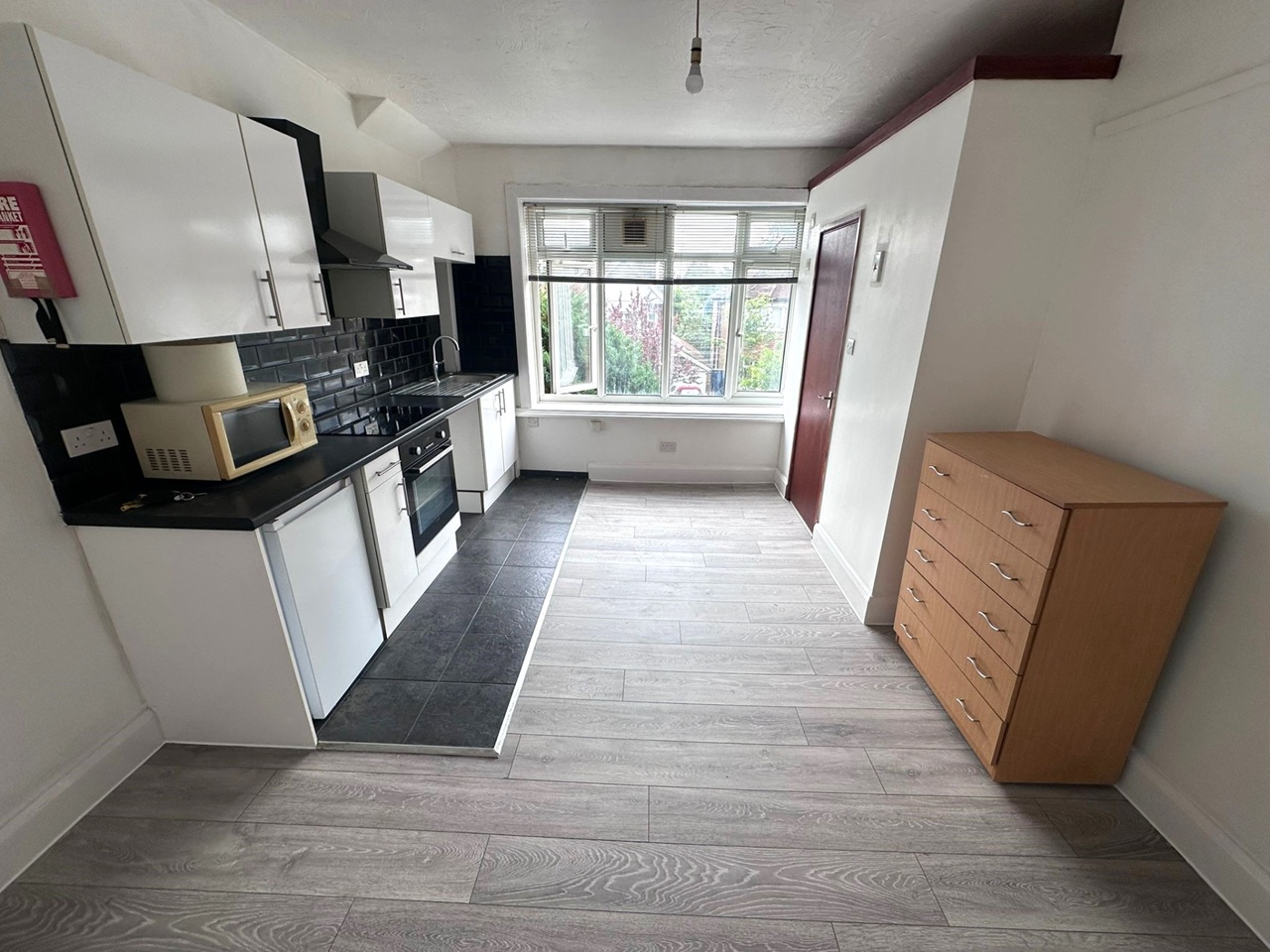 Studio Flat, Oakmount Avenue, SO17 photo 4