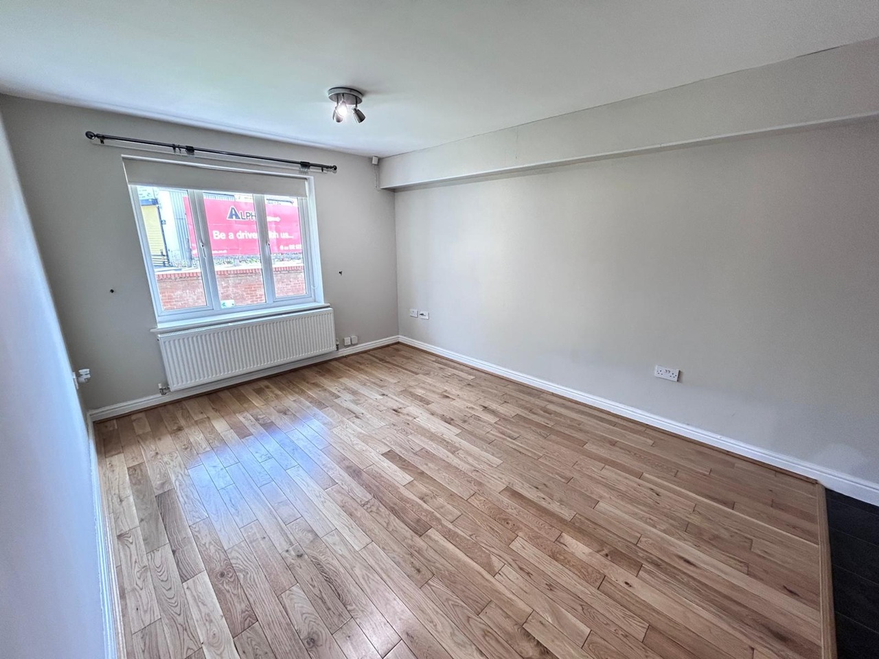 2 Bed Flat, Park View, CH62 photo 4