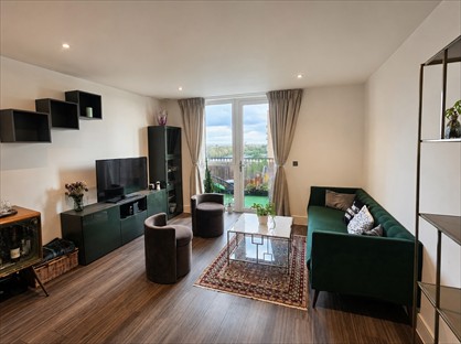 2 Bed Flat, Healum Avenue, UB2