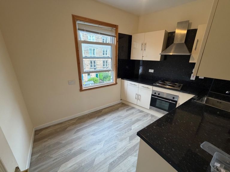 Room in a Shared Flat, East Preston St, EH8