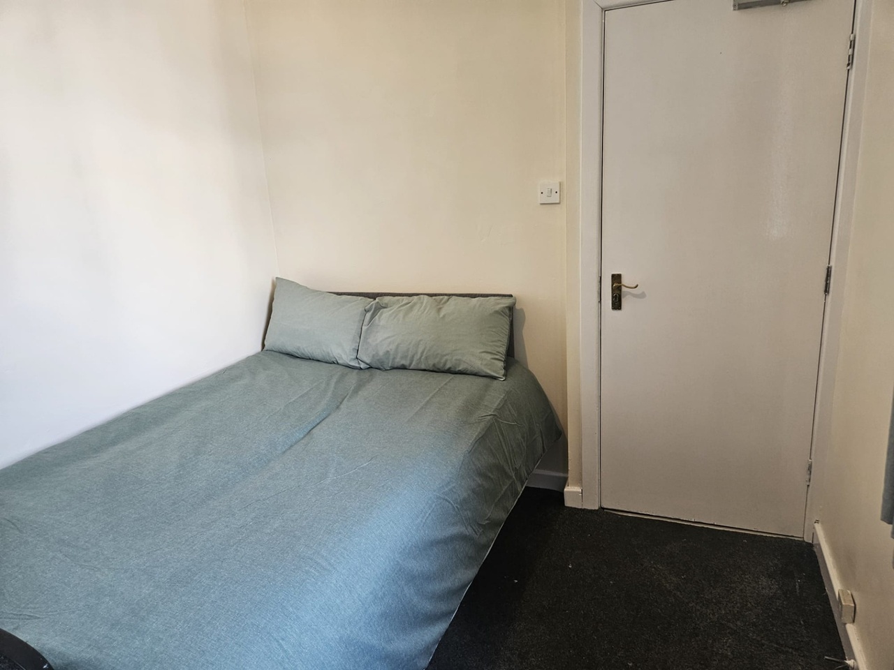 8 Bed Terraced House, Derwentwater Terrace, LS6