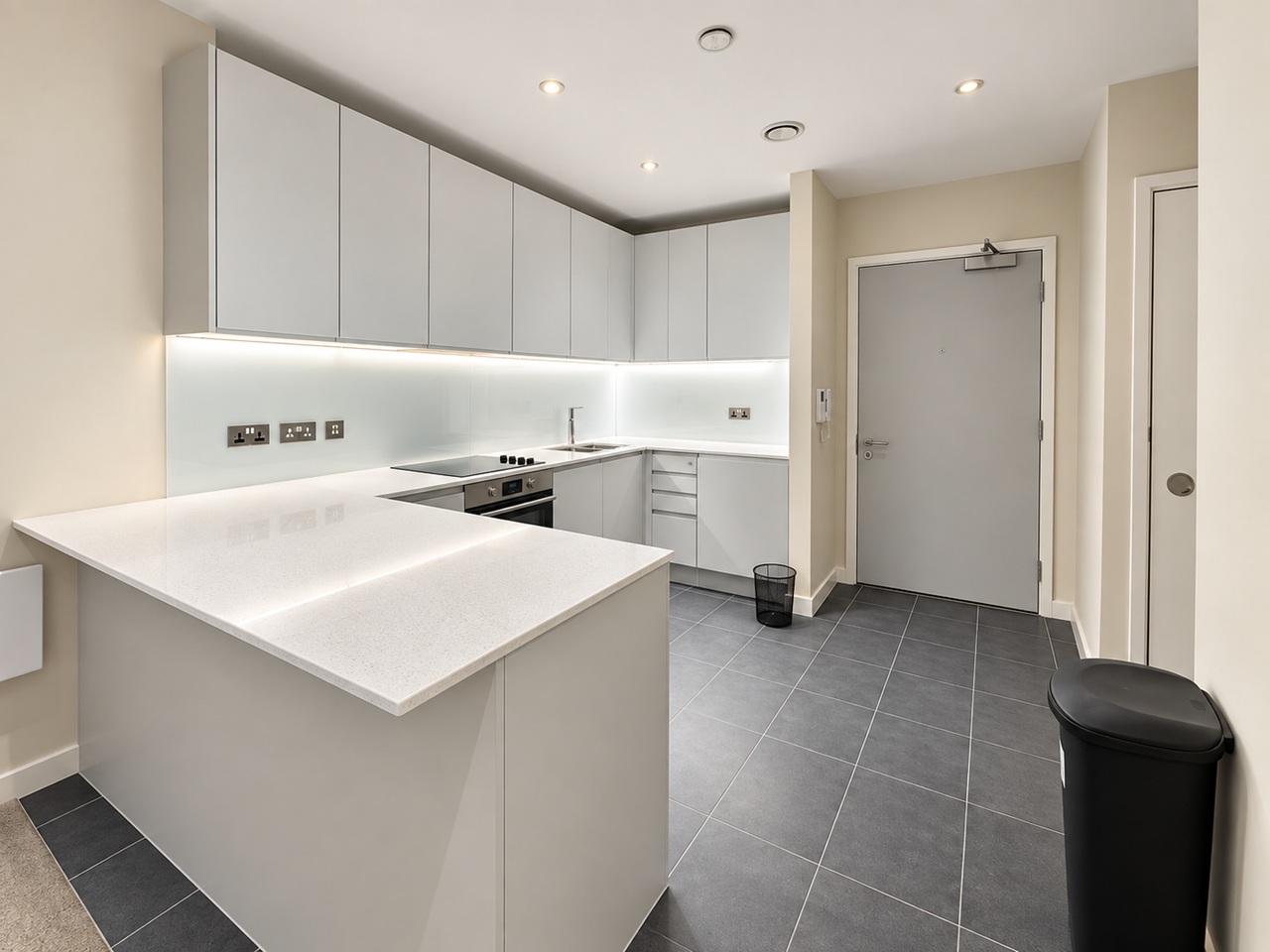 1 Bed Flat, Block A, M3 photo 5